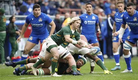 «Спрингбокс» дремали в первом тайме, но все же разгромили сборную Италии