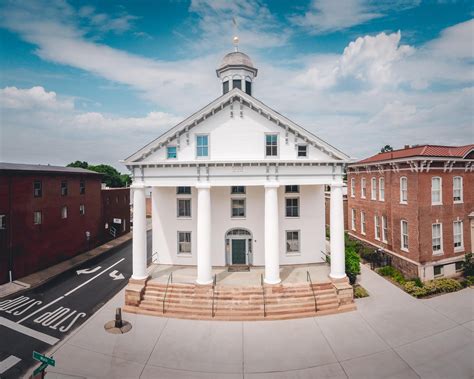 The Historic Hunterdon County Courthouse : r/newjersey