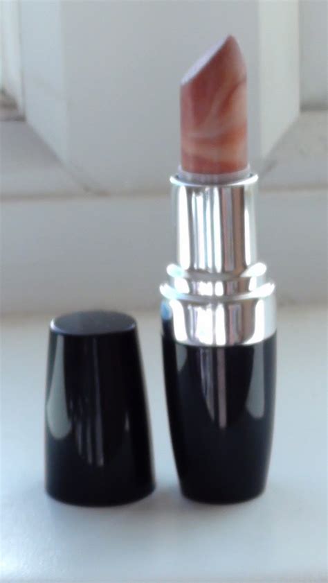 The Tale Of A Beauty Addict Avon Moisture Seduction Lipstick Nude Perfection