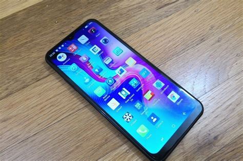 Самый простой смартфон для пенсионера: топ-27 лучших моделей для ...