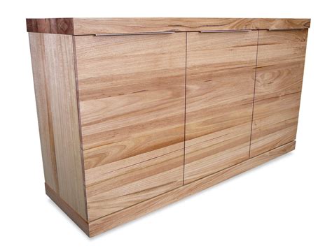 Elwood Tasmanian Oak 3 Door 1500 Sideboard Buffet