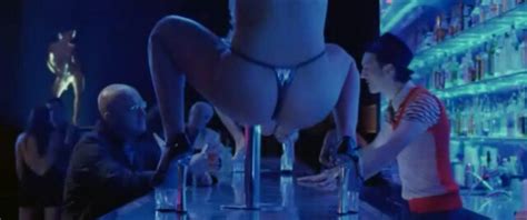 Nude Video Celebs Stefania Rocca Nude La Cura Del Gorilla