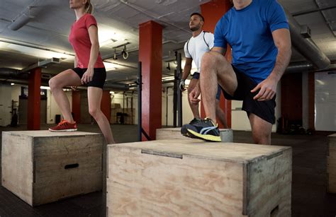 How To Propely Perform Dumbbell Box Step Ups