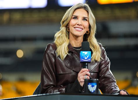 Fox Sports Host Charissa Thompson Nude Photos Leaked UInterview