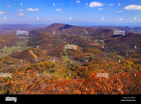 Mcafee Knob Appalachian Trail Roanoke Virginia Usa Stock Photo Alamy