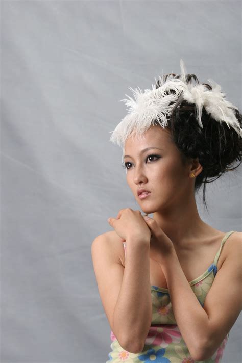 Hit x Hot 国模小薇人体私拍套图 Page 2 19