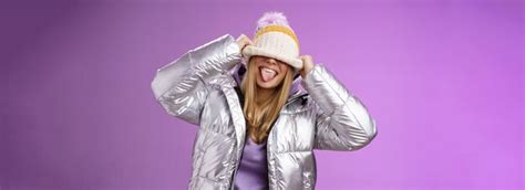 Fille Blonde Drôle Insouciante Ludique S amusant Imbécile Autour De Ce