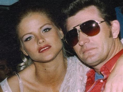 Anna Nicole Smith S Father Tried To Have Sex With Her After Playmate Party Friend Claims In