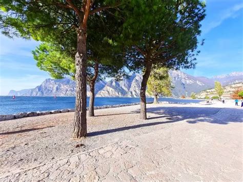 Die Top 3 Strände In Riva Del Garda Strand And Panoramablick