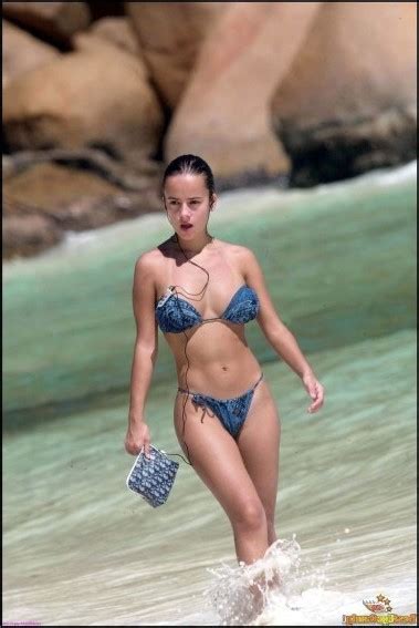 Alizée Nude Porn Photos NudePicsHD