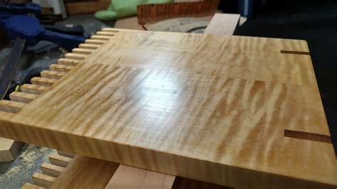 Justin S Wood Works Diy Walnut And Curly Maple Knife Block