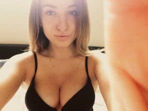 Five Asian Pattaya Exhib Naked Dance