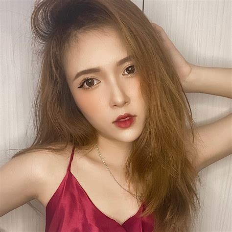 NÓNG Kim Ngân FAPTV lộ clip nude cực chất và táo bạo