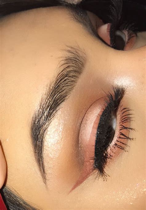 Delineado Nude Flawless Makeup Eye Makeup Beauty Makeup
