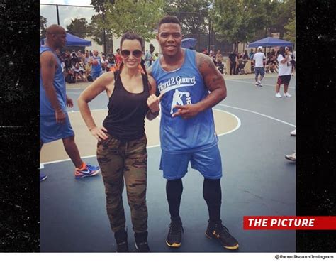 Porn Legend Lisa Ann I M Not Banging Ray Rice So Stop Bullying Me