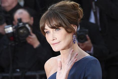 Carla Bruni adepte de la chirurgie esthétique Elle dévoile son secret