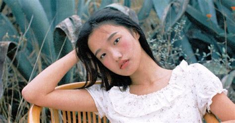 Nhan sắc của cô dâu trong bộ ảnh cưới tình nhất và hot nhất Facebook hôm nay