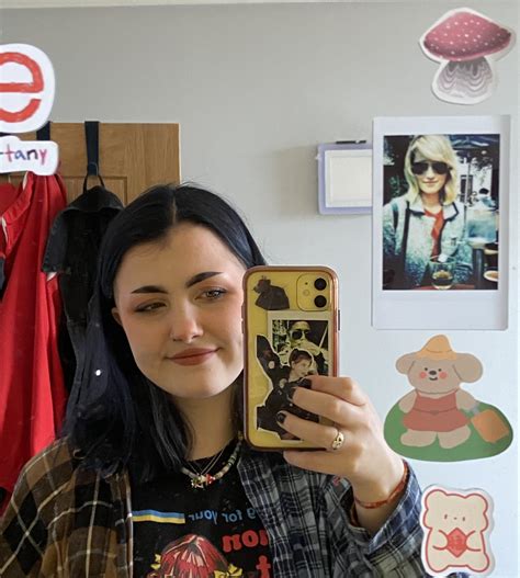 Alice On Twitter Hello Gay People Thassietwtselfieday Https T Co Tizo Rlise Twitter