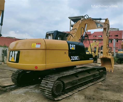 Caterpillar 320CL Tracked Excavator For Sale China Shanghai MU38126