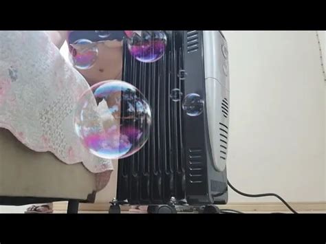 Flashes Pussy At And YTboob