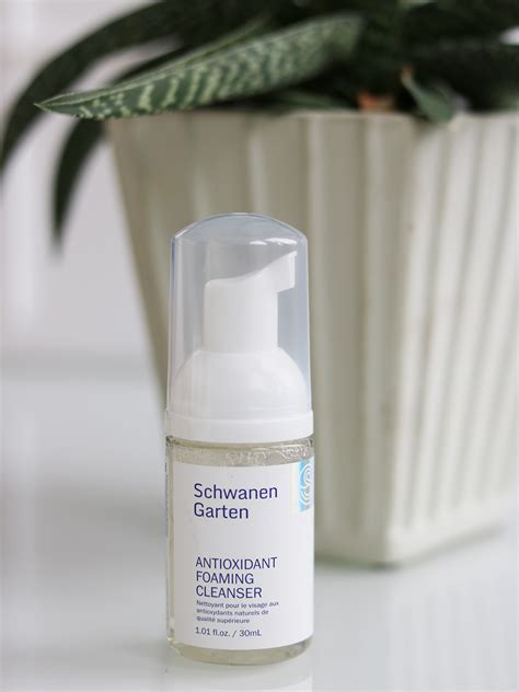 Schwanen Garten Antioxidant Foaming Cleanser - Travel Size - Mitzie Mee ...