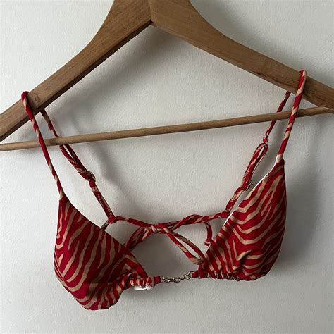 Vix Bikini Top Worn A Couple Times Size M Y K Swim Depop