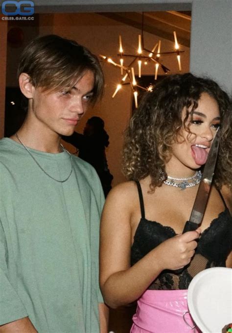 Devenity Perkins Nude Pictures Photos Playboy Naked Topless Fappening