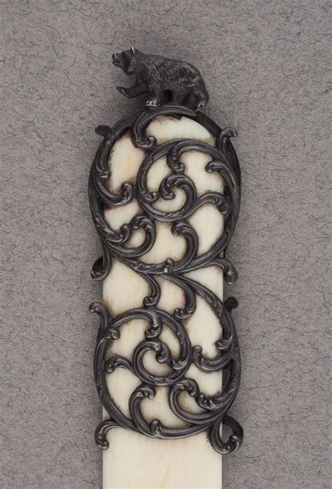 Нож для бумаг. Германия. Конец XIX века. Кость, металл, посеребрение ...