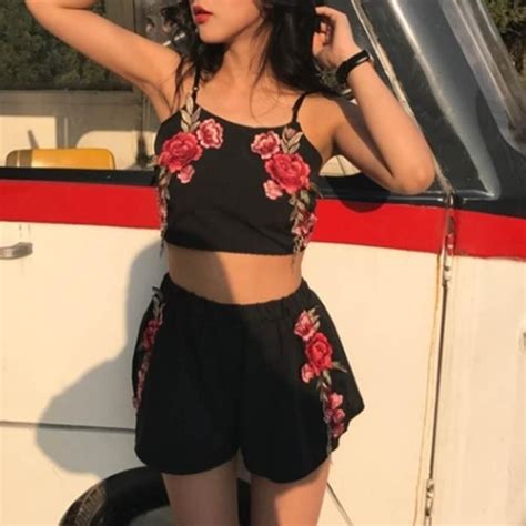 Pc Femmes Sissly Sexy Broderie Lingerie Bretelles Soutien Gorge Et Culotte Ensemble Babydoll