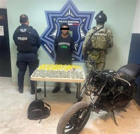 Diario del Yaqui En Ciudad Obregón detienen a motociclista cargado