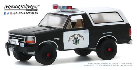 T Hunted As fotos do lote da série Hot Pursuit