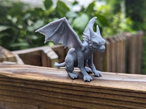 Бесплатный 3D файл Малыш Дракон・3D-печатная модель для загрузки・Cults