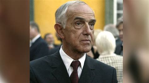 Gaston Glock Maker Of The Signature Glock Handgun Dies At 94 Ntd