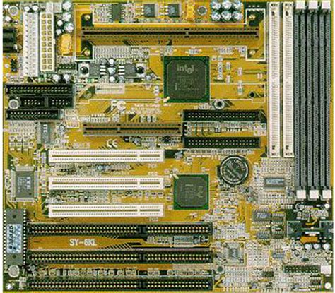Soyo SY-6KL - The Retro Web