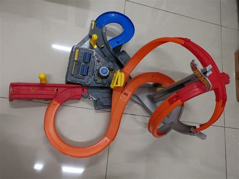 Original Hot Wheels Spin Storm Playset Hobbies Toys Toys Games On Carousell