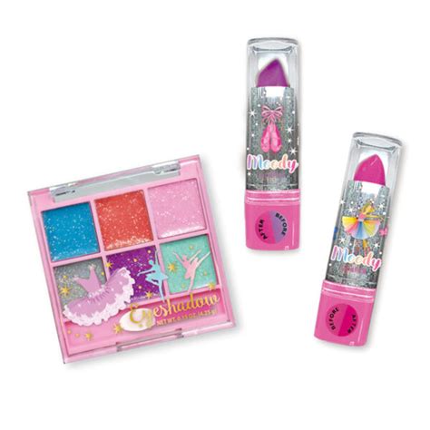 Hot Focus Bb Sparkling Eyeshadow And Moody Lipstick For Years Toy Dubai Toys Mena Llc