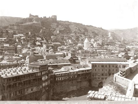 Старые фотографии Тбилиси. | Paris skyline, Tbilisi, Skyline