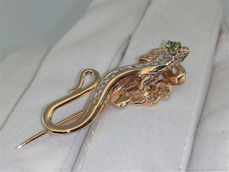 Брошь "САЛАМАНДРА".ВИДЕО. Золото. Бриллианты.Сапфир купить в интернет ...