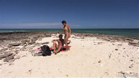 Hot Fuck On The Beach Priva