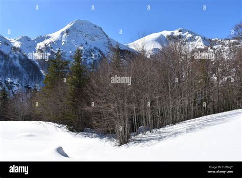 Winter Hiking On Zelengora Mountain Bosnia Stock Photo Alamy