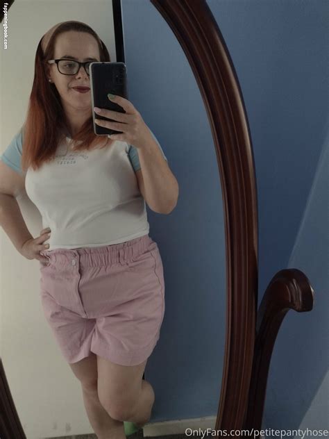 Petitepantyhose Nude OnlyFans Leaks Fappening FappeningBook