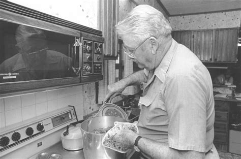 How Cajun Deep Fried Turkey Took Over America Justin Wilson Southern