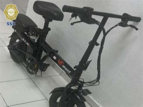 Ciudadano Chino Derrapa En Calles De CDMX Y Sujeto Le Roba Su Bicicleta