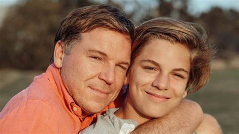 After Overhearing A Private Phone Call A Dad Writes A Note To His Gay Son Who Hadn T Come Out