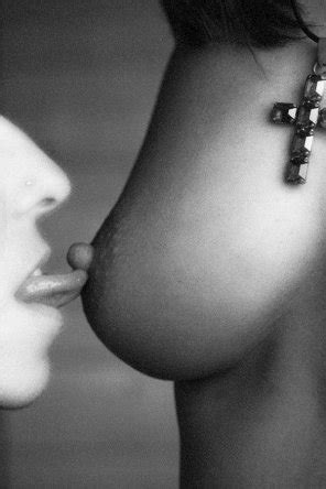 Getting That Nipple Hard Porn Pic