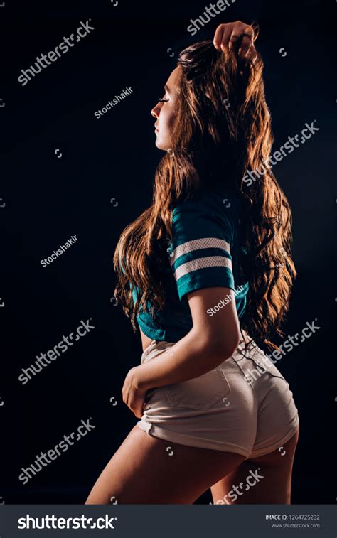 Hot butt girl ass nude woman Más de fotos de stock con licencia libres de regalías