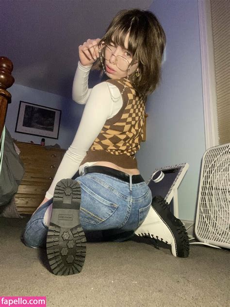 Emma Grace Murabito Nude Photo 0047