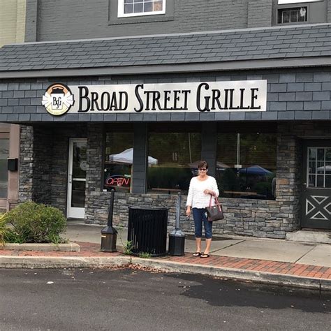 Broad Street Grille Grove City Restaurant Reviews Phone Number And Photos Tripadvisor