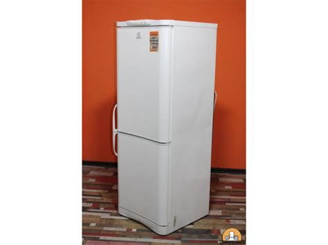 Indesit C132G.016 Холодильники б/у купить в Москве, магазин б/у техники ...