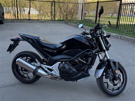 Купить б у Honda NC 700S инжектор 6 передач в Москве чёрный naked bike 2012 года на Авто ру ID